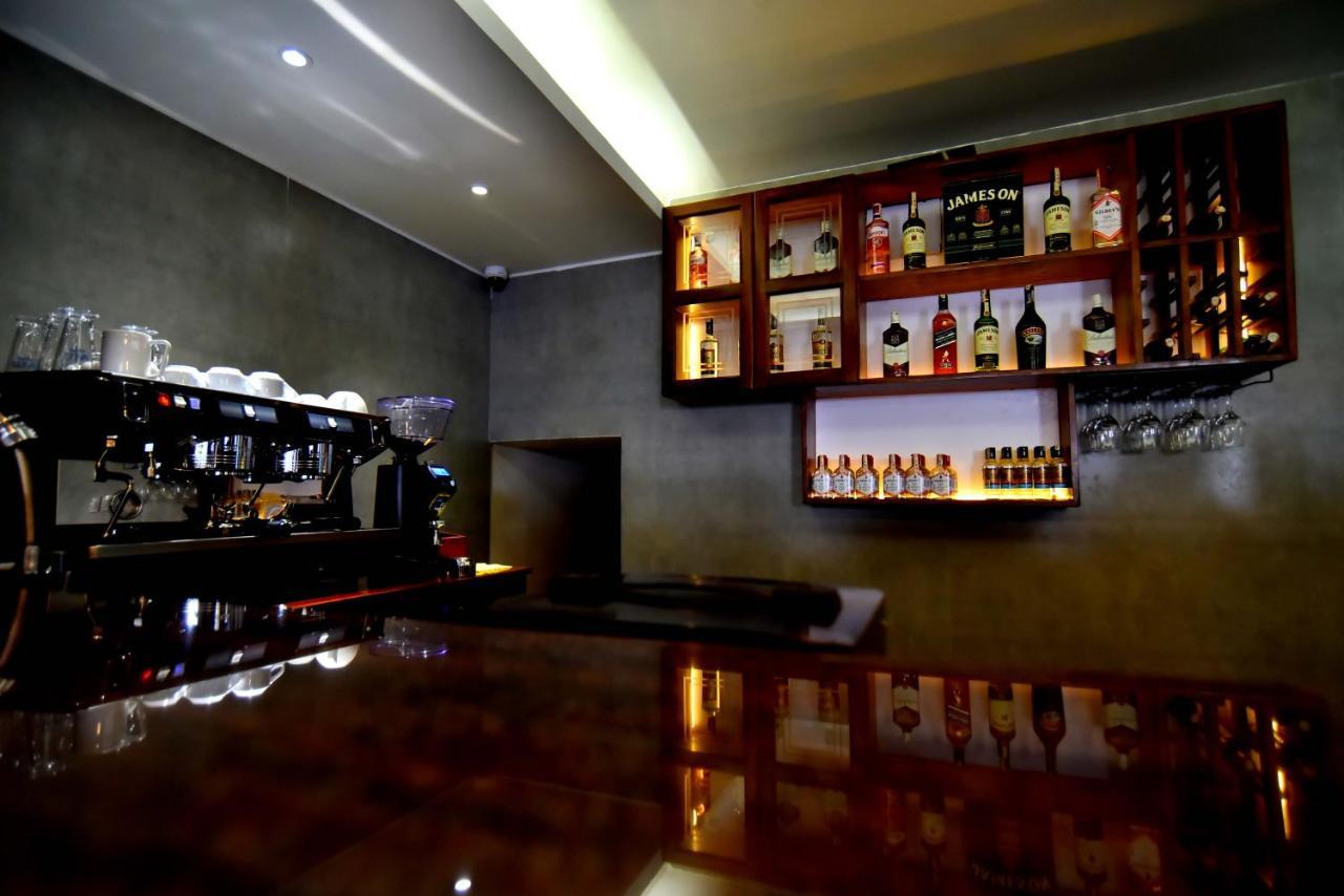Victoria Mews Hotel 坎帕拉 外观 照片